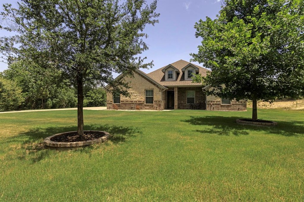 163 Rey Del Mar Cir, Weatherford, TX 76085 - photo 1