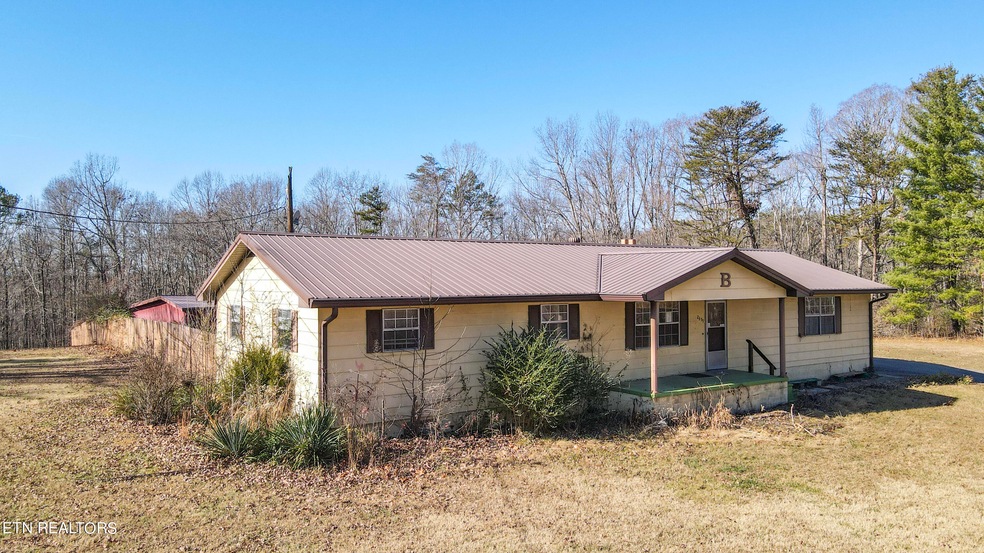 2639 Stubbs Bluff Rd, Knoxville, TN 37932 - photo 1