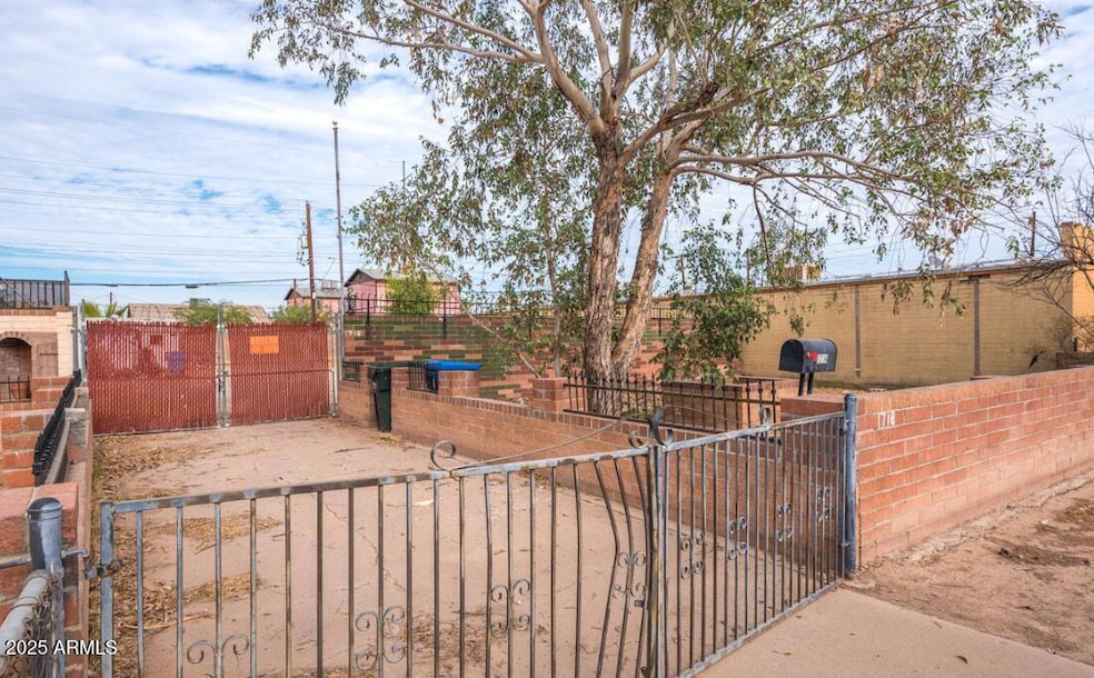 1714 W Hadley St unit 21, Phoenix, AZ 85007 - photo 1