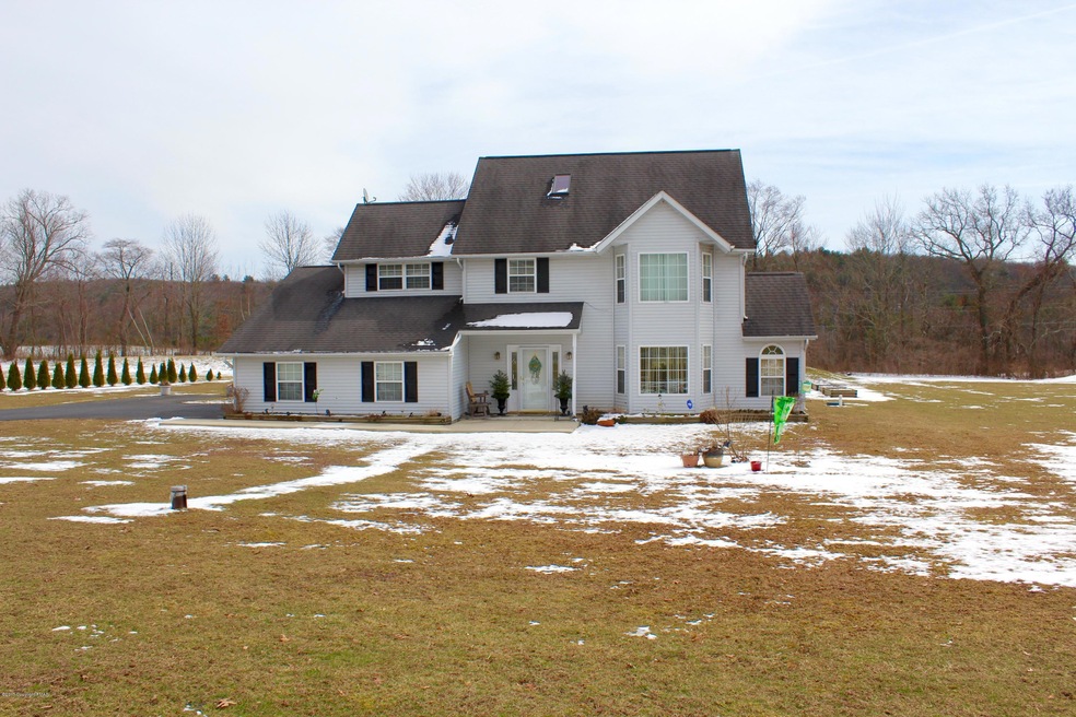 269 Orchard View Dr, Effort, PA 18330 - photo 1