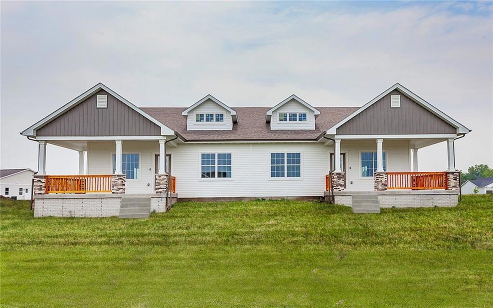 9765 Regatta Ln, Johnston, IA 50131 - photo 1