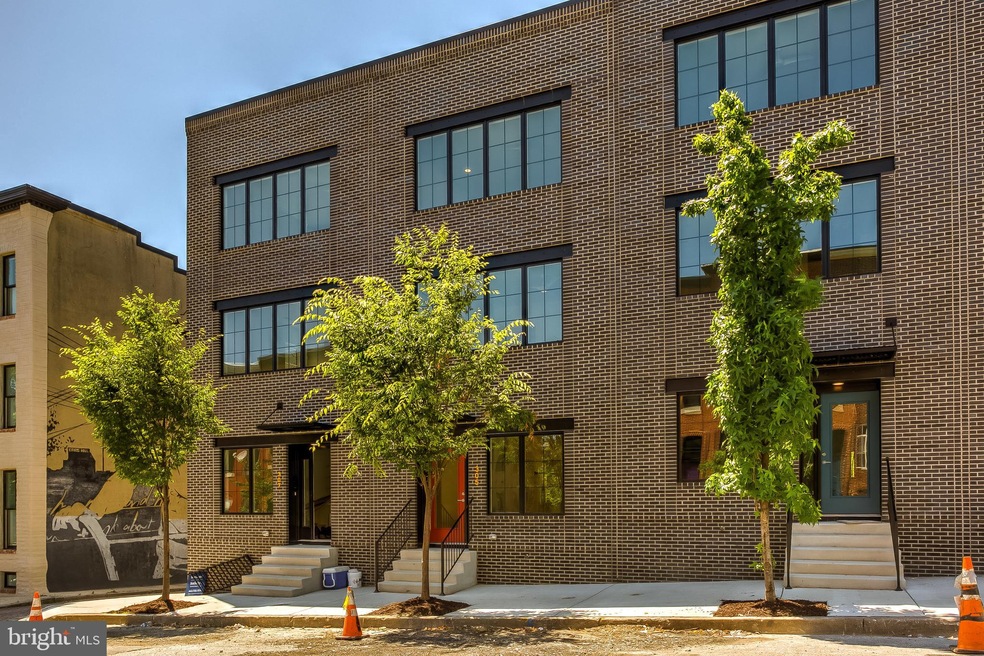 303 E Lanvale St, Baltimore, MD 21202 - photo 1