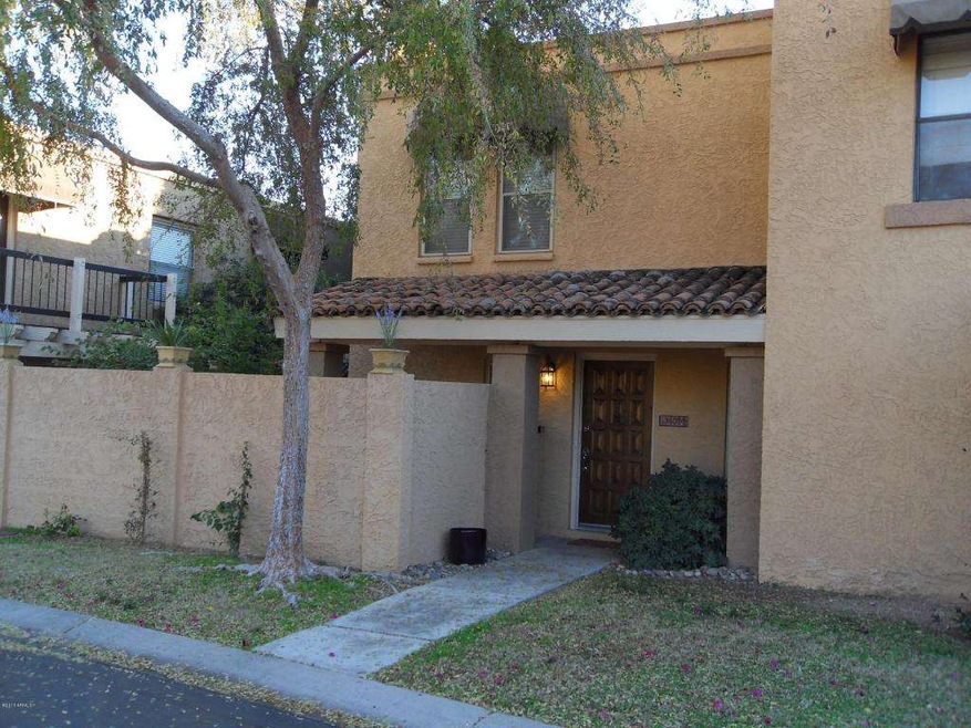 10402 N 10th St unit 2, Phoenix, AZ 85020 - photo 1