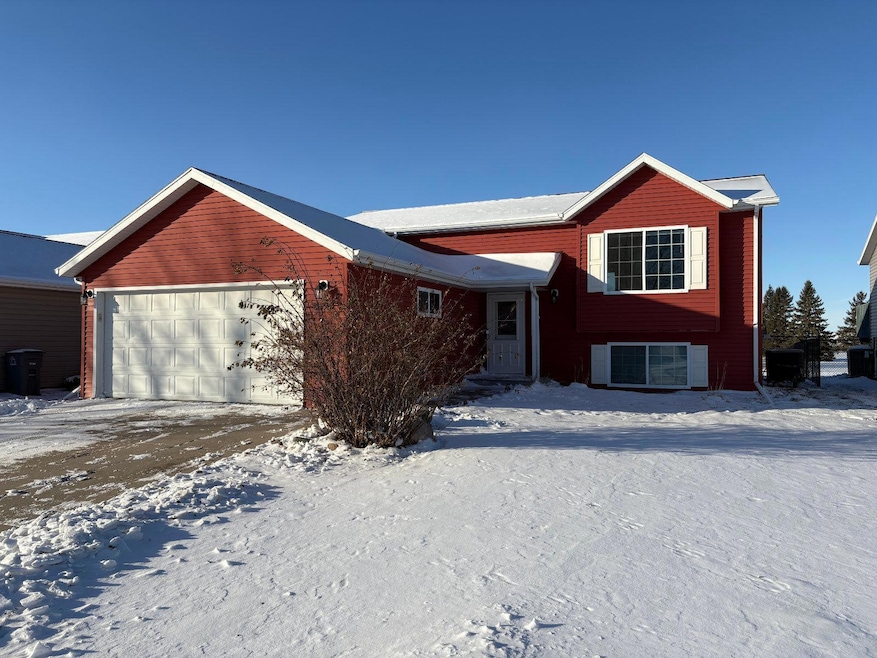 3127 30th St S, Moorhead, MN 56560 - photo 1