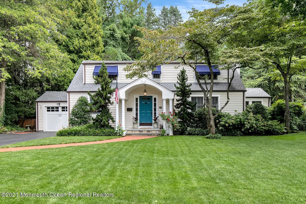 10 Laurel Dr, Little Silver, NJ 07739 - photo 1