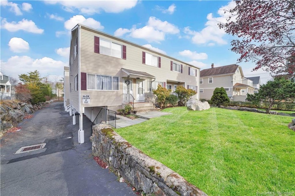 14 Ferris Ave unit 10, Norwalk, CT 06854 - photo 1