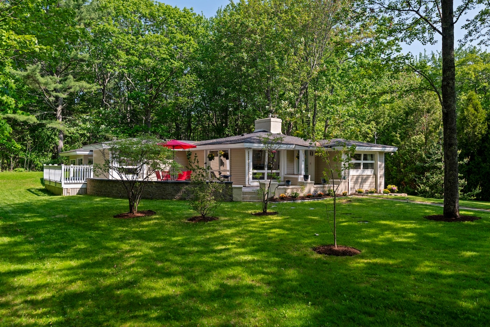 Sold $900,000 • Co-Listing Agent