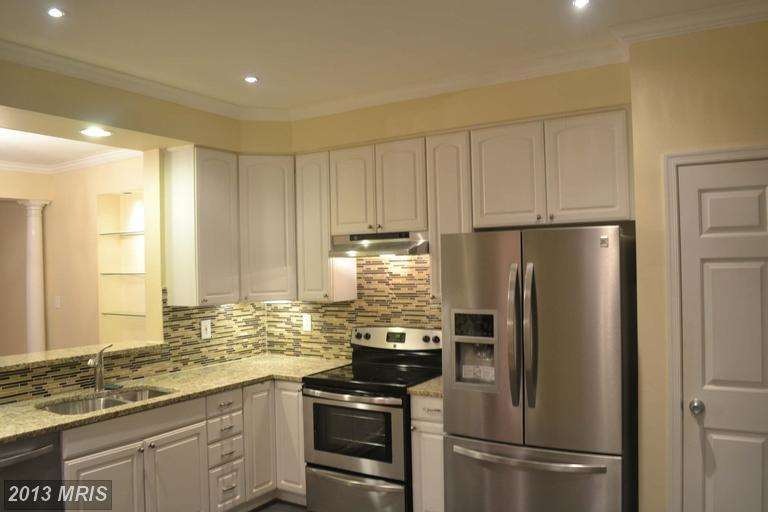 9987 Sherwood Farm Rd, Owings Mills, MD 21117 - photo 1