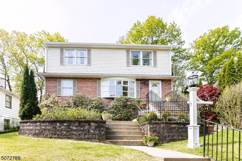 634 Succasunna Rd, Landing, NJ 07850 - photo 1