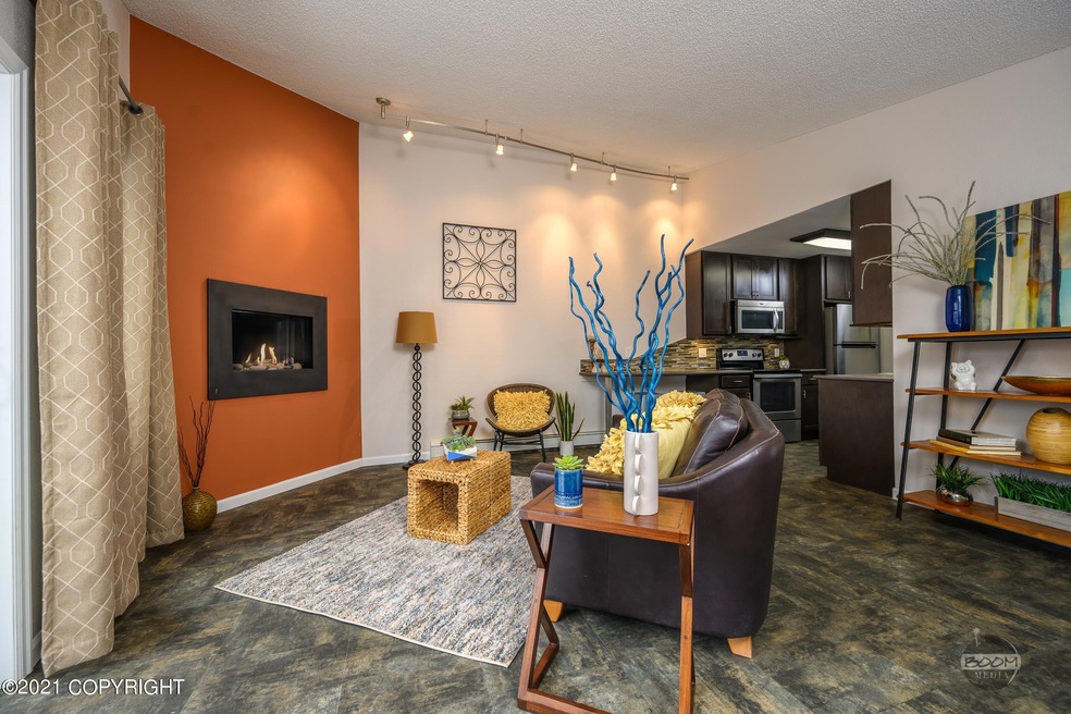 4798 Mills Dr-5