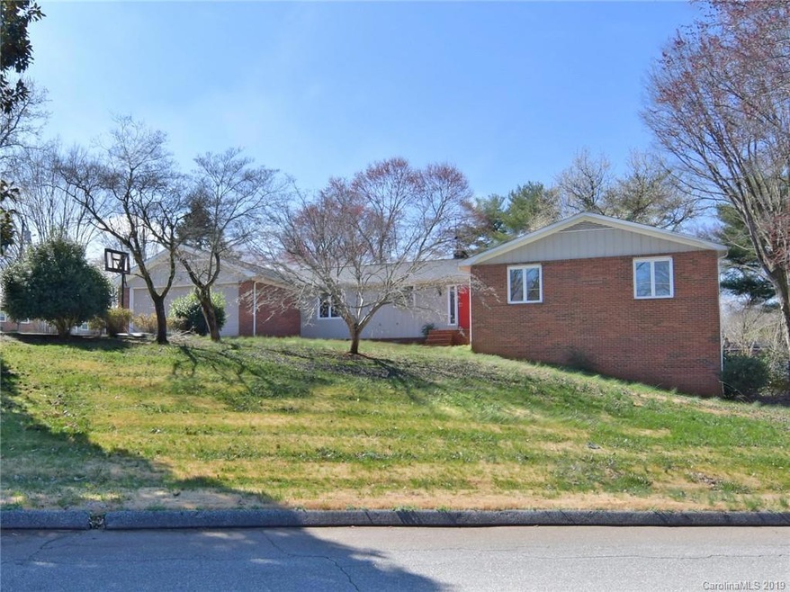 1001 Hunter St unit 42, Statesville, NC 28677 - photo 1