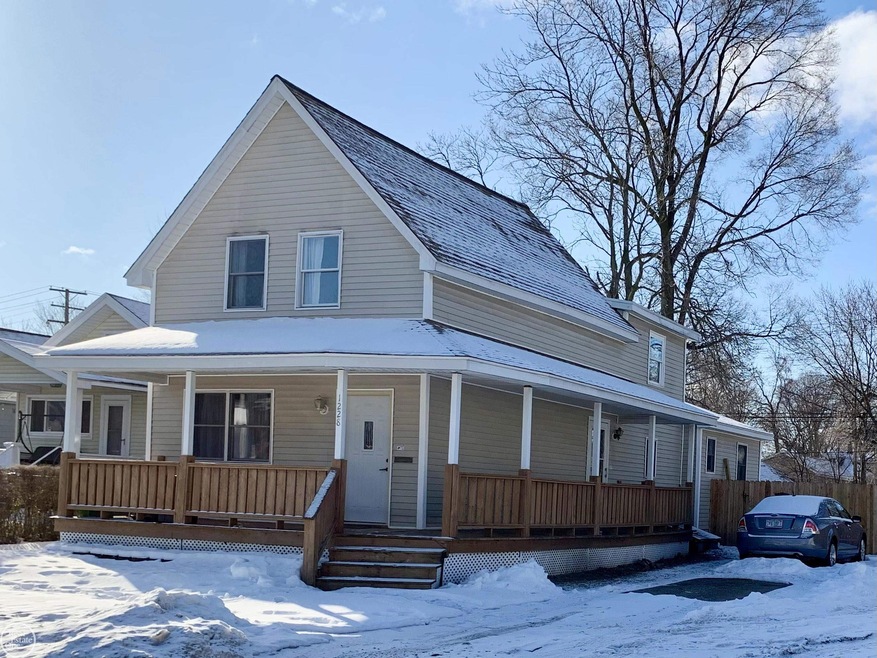 1228 Bancroft St, Port Huron, MI 48060 - photo 1