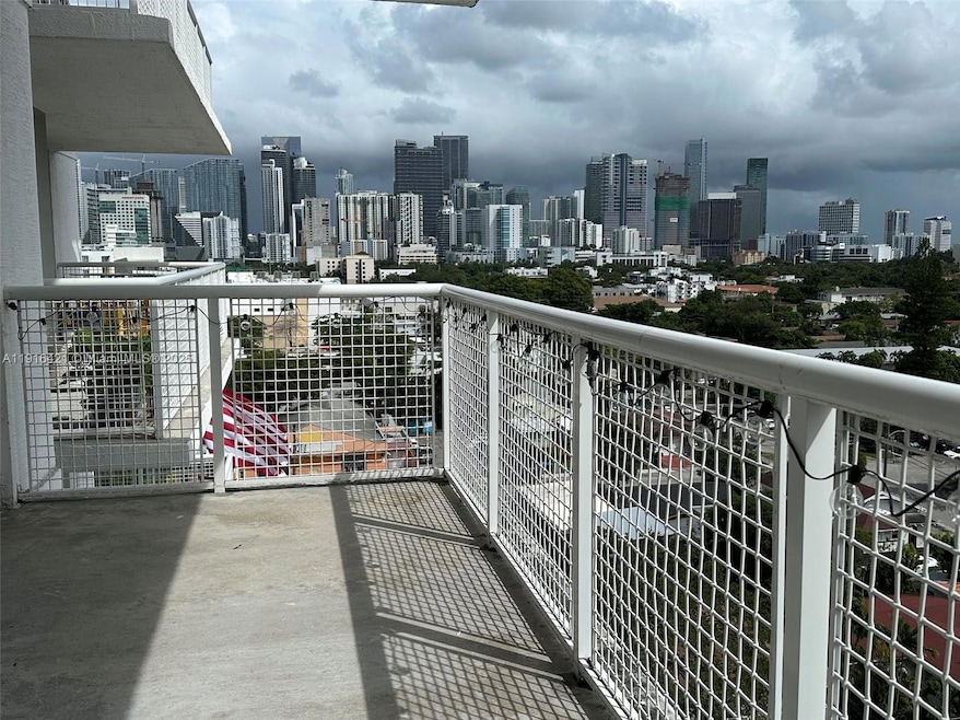 Brickell Vista Condos unit 1010, Miami, FL 33130 - photo 1