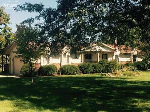 4460 W Frances Rd, Clio, MI 48420 - photo 1