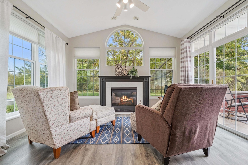 4980 Lucore Rd, Marion, IA 52302 - photo 1