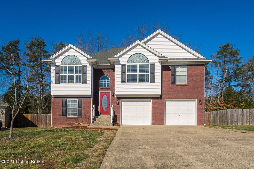 317 Berger Farm Dr, Mount Washington, KY 40047 - photo 1