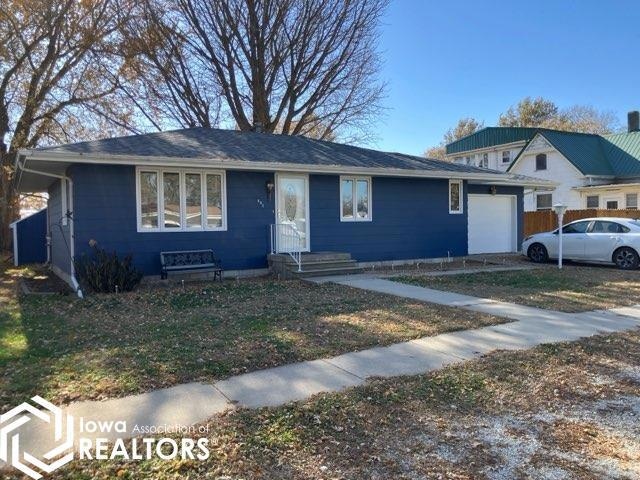 407 Jefferson St, Fontanelle, IA 50846 - photo 1