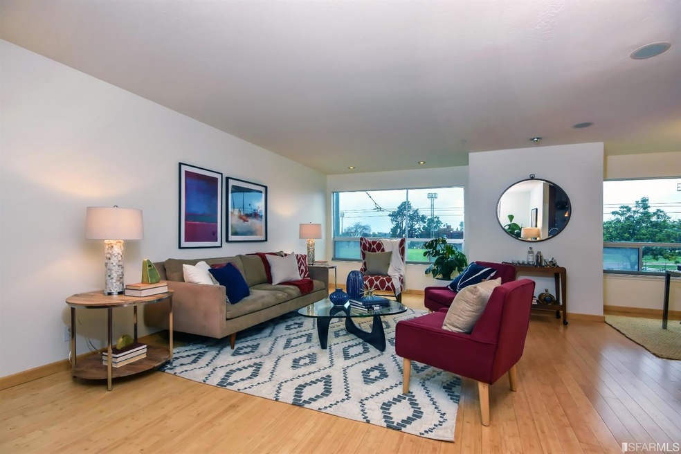 1773 Chestnut St, San Francisco, CA 94123 - photo 1