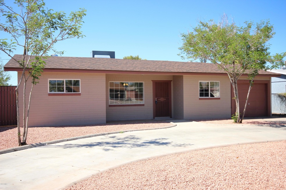 8114 N 12th St, Phoenix, AZ 85020 - photo 1
