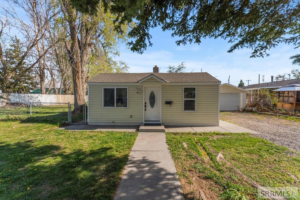 For Sale $249,900 • Co-Listing Agent