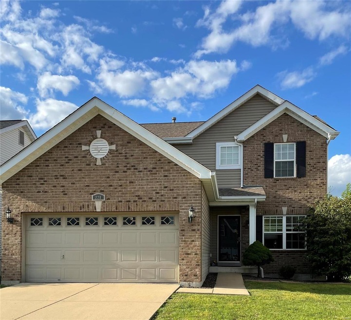 228 Greengate Dr, Lake Saint Louis, MO 63367 - photo 1