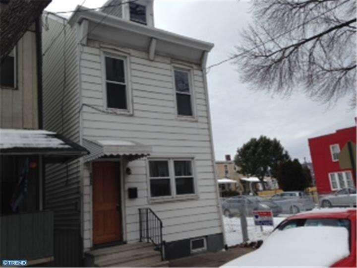 337 Franklin St, West Reading, PA 19611 - photo 1