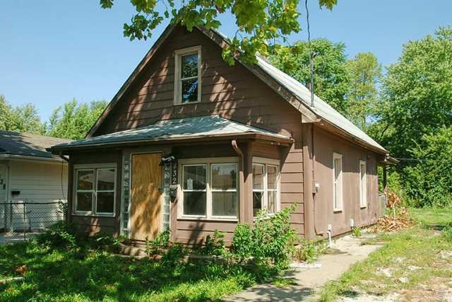 432 E Dunham Ave, Des Moines, IA 50315 - photo 1