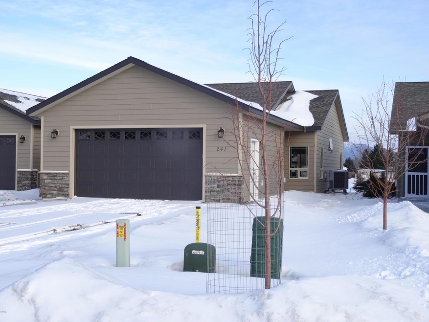 241 E Nicklaus Ave, Kalispell, MT 59901 - photo 1