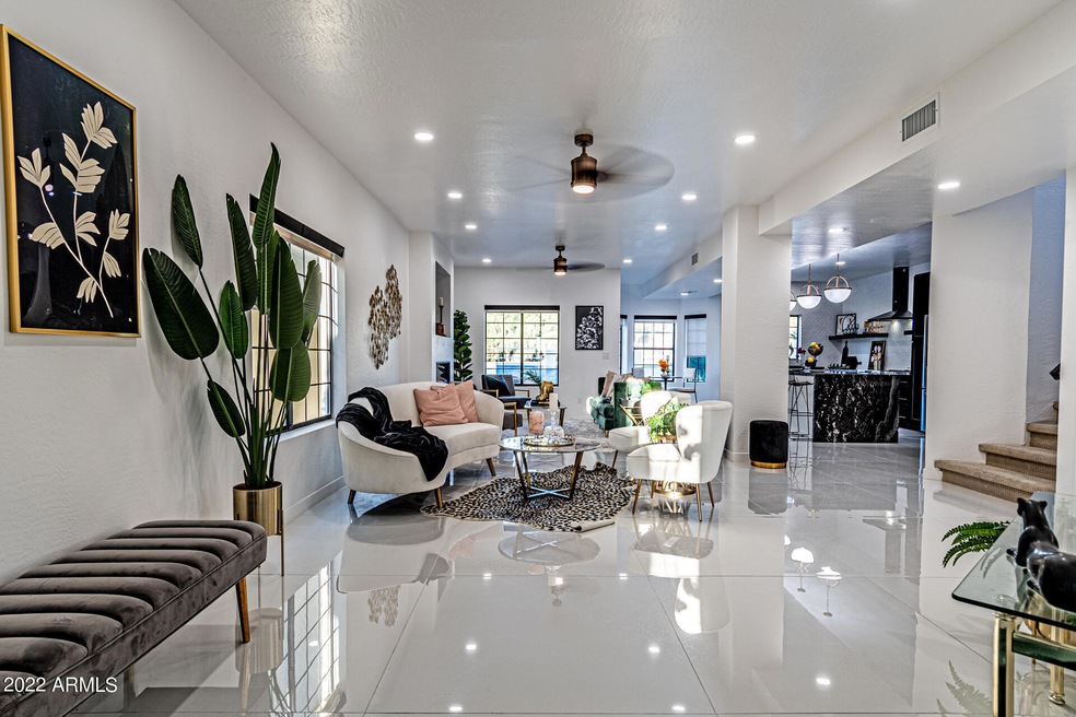 1001 E Griswold Rd unit 24, Phoenix, AZ 85020 - photo 1