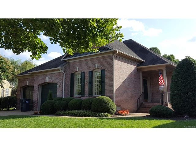 Sought after Club Commons - brick front, hardiplan