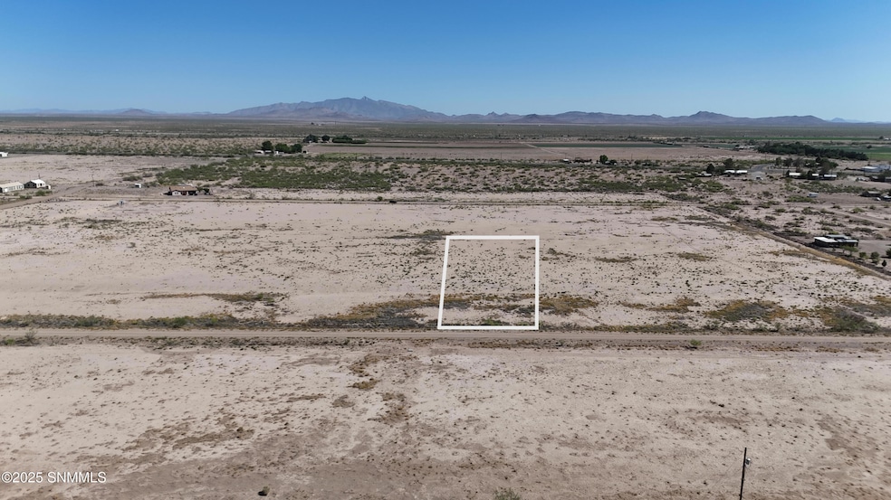 TBD Hereford Rd SE unit Block 4 Lot 14, Deming, NM 88030 - photo 1