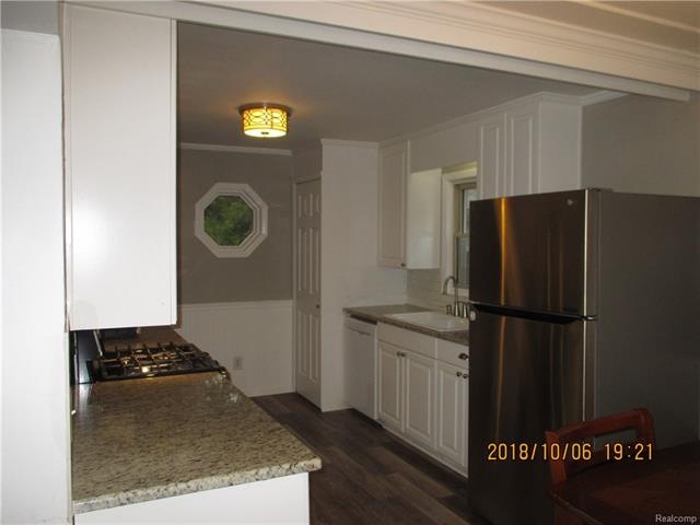 3489 N Oak Rd, Davison, MI 48423 - photo 1