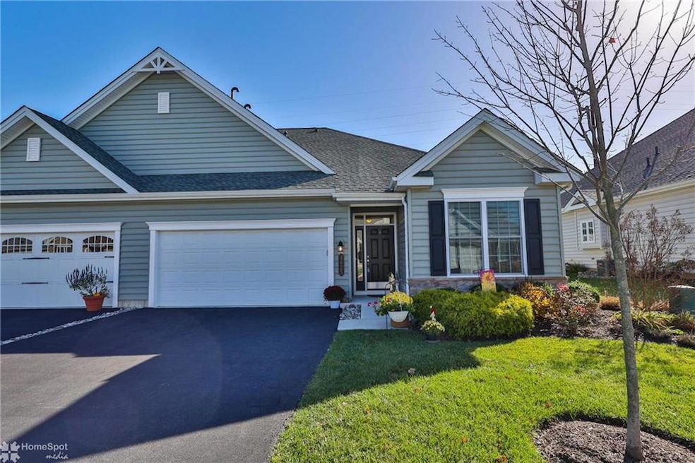 4625 Allegiant St, Upper Saucon Township, PA 18034 - photo 1