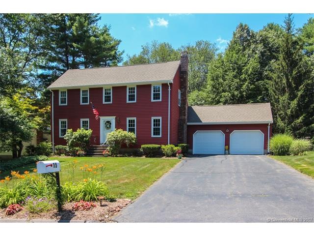 Saltbox Colonial