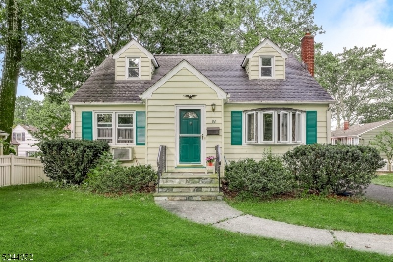 80 Centre St, Waldwick, NJ 07463 - photo 1