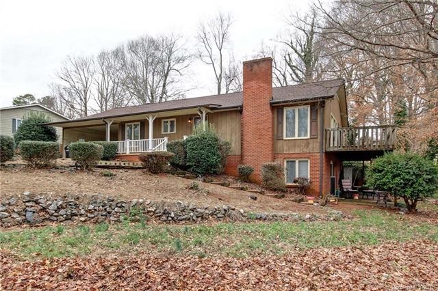 421 Beverly Dr, Statesville, NC 28625 - photo 1