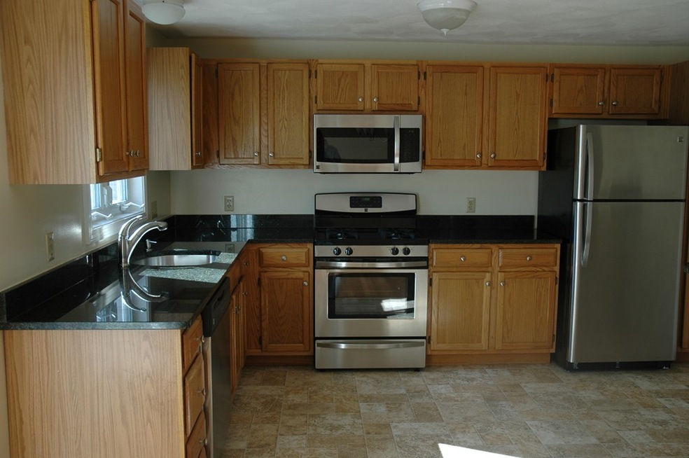 2 Carriage Ln unit 2, Shirley, MA 01464 - photo 1