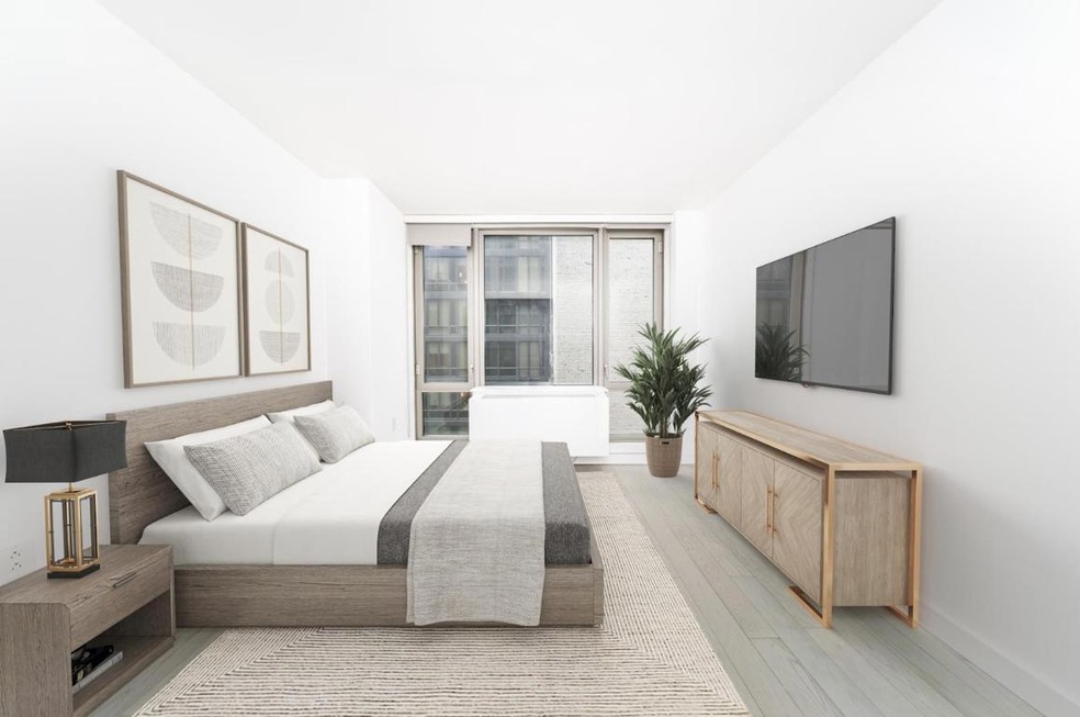 3 W 36th St unit 4-B, New York, NY 10018 - photo 1