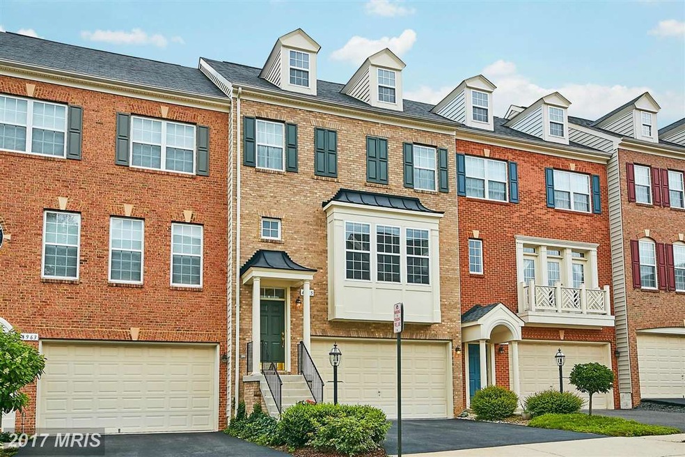 4965 Vail Ridge Ln, Fairfax, VA 22030 - photo 1