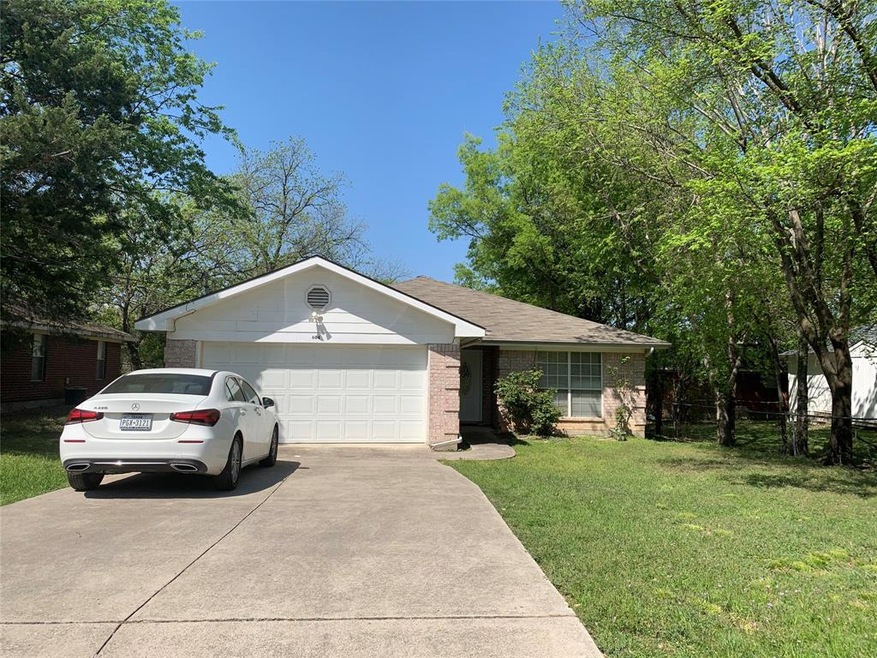 604 Kimbrough St, Fort Worth, TX 76108 - photo 1