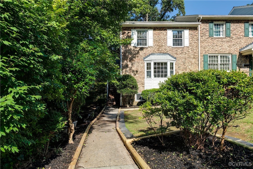 Pending $299,900