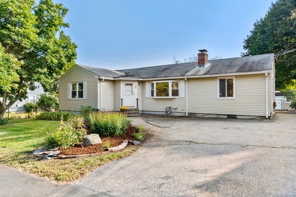 744 Trapelo Rd, Waltham, MA 02452 - photo 1