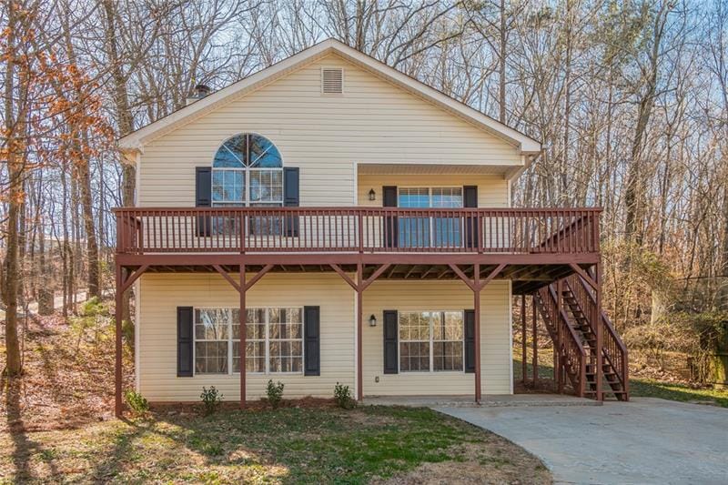 COMPLETELY RENOVATED 4 BED, 3 BATH TRANQUIL BEAUTY