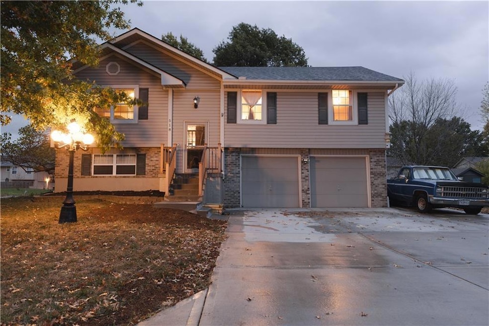 518 South St, Grain Valley, MO 64029 - photo 1