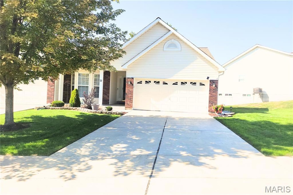 72 Green Park Ln unit 28B, O Fallon, MO 63366 - photo 1