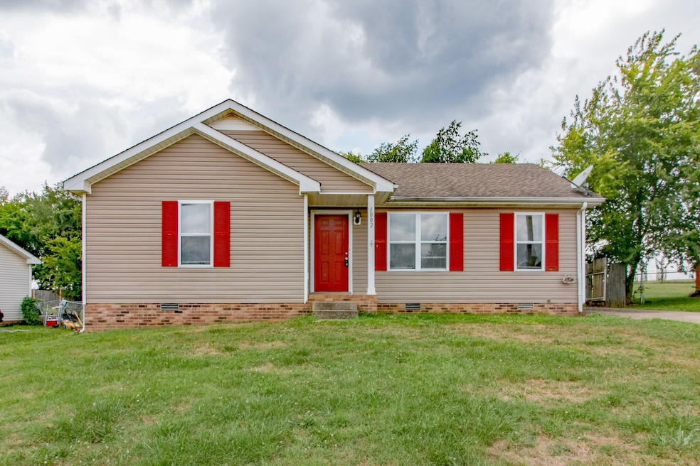 For Rent $1,250/month • Co-Listing Agent