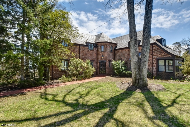 5 Far View Dr, Mountainside, NJ 07092 - photo 1