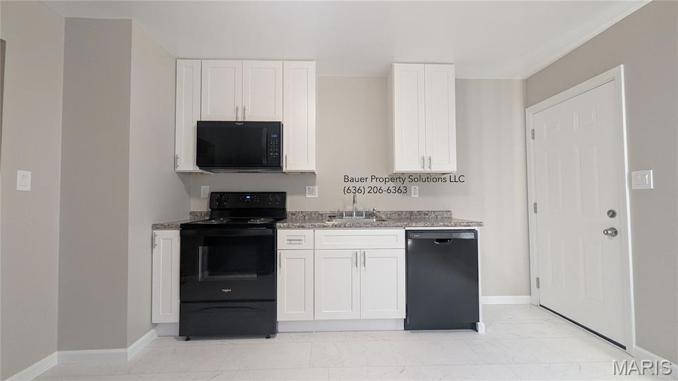 510 Cherry St, Warrenton, MO 63383 - photo 1