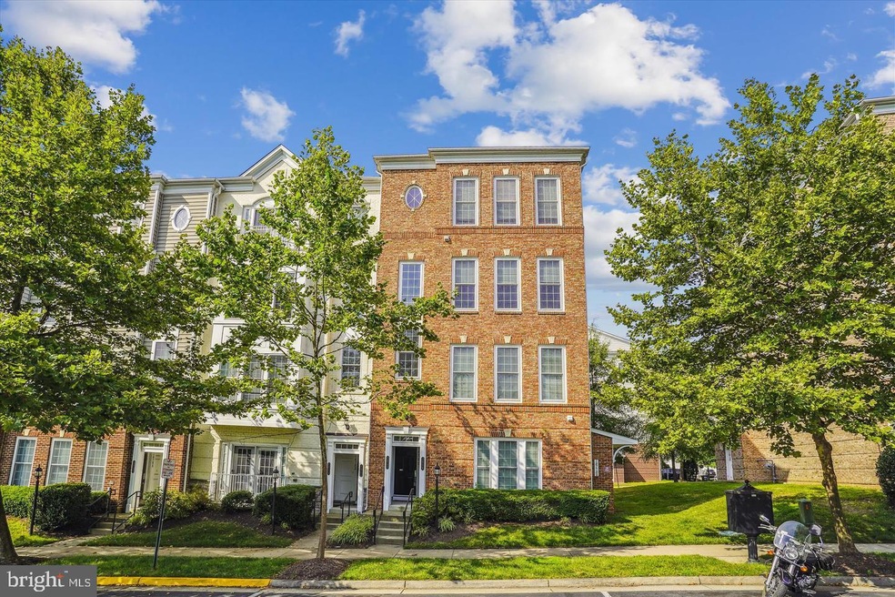 14780 Potomac Branch Dr unit 459A, Woodbridge, VA 22191 - photo 1