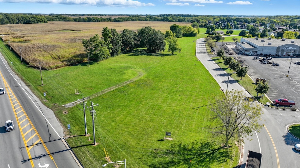 2132 Columbus Ave, Washington Court House, OH 43160 - photo 1